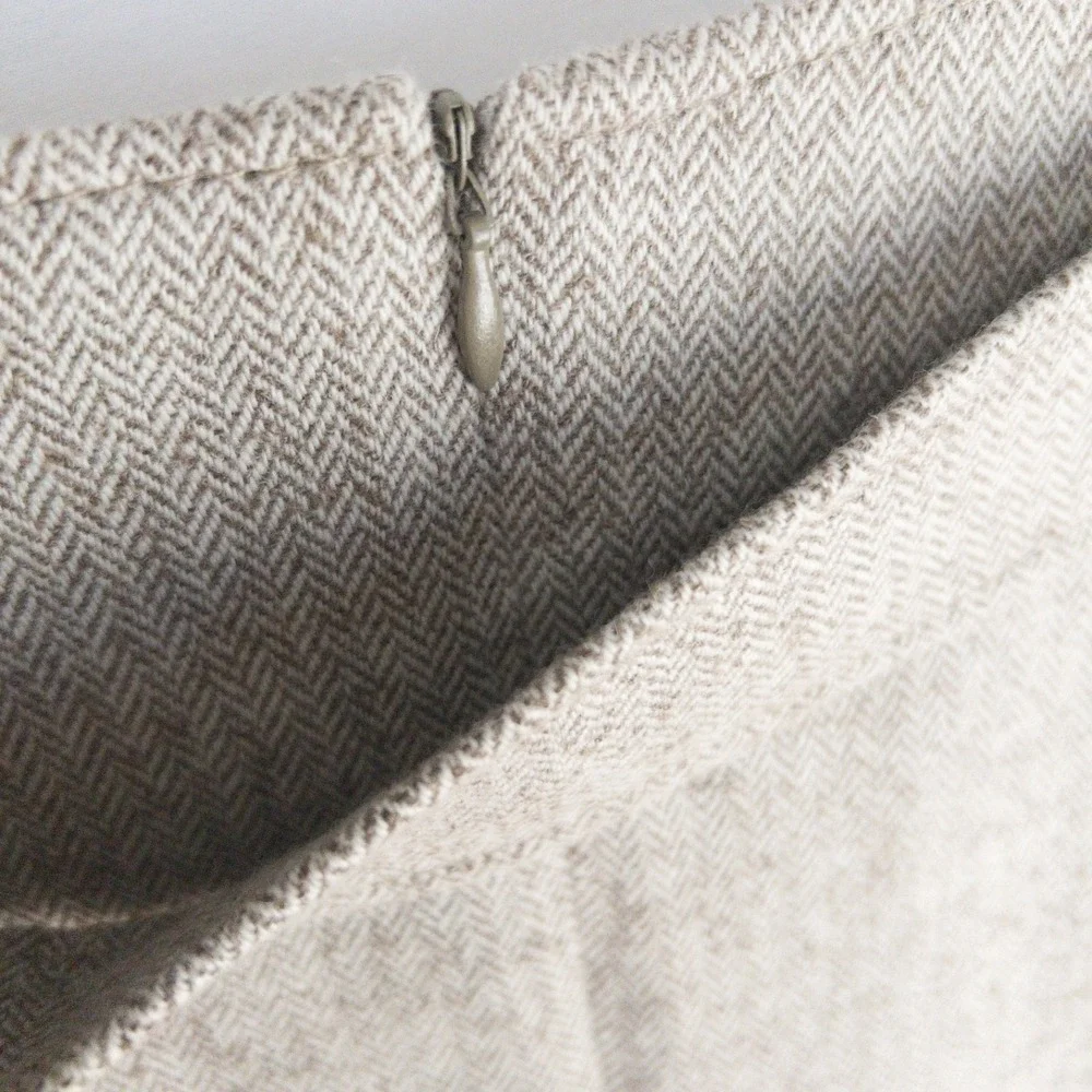 Vintage Marcona Wool Herringbone CBK Belted Pleated Euro Skirt Women 12 NWT $165 - Picture 12 of 16